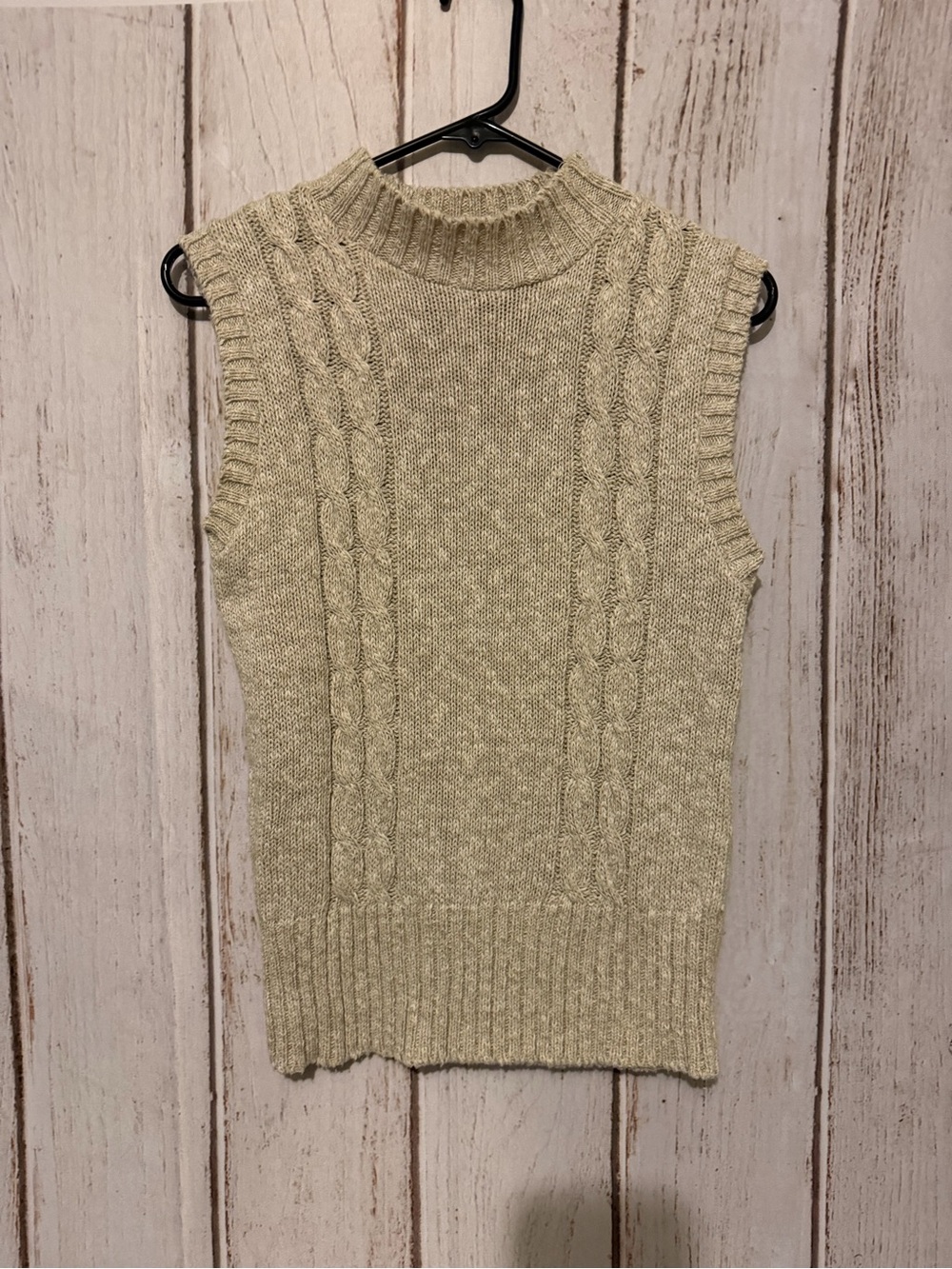 St John's Bay Cable Knit Sweater Vest Medium Oatmeal Mock
Neck Sleeveless